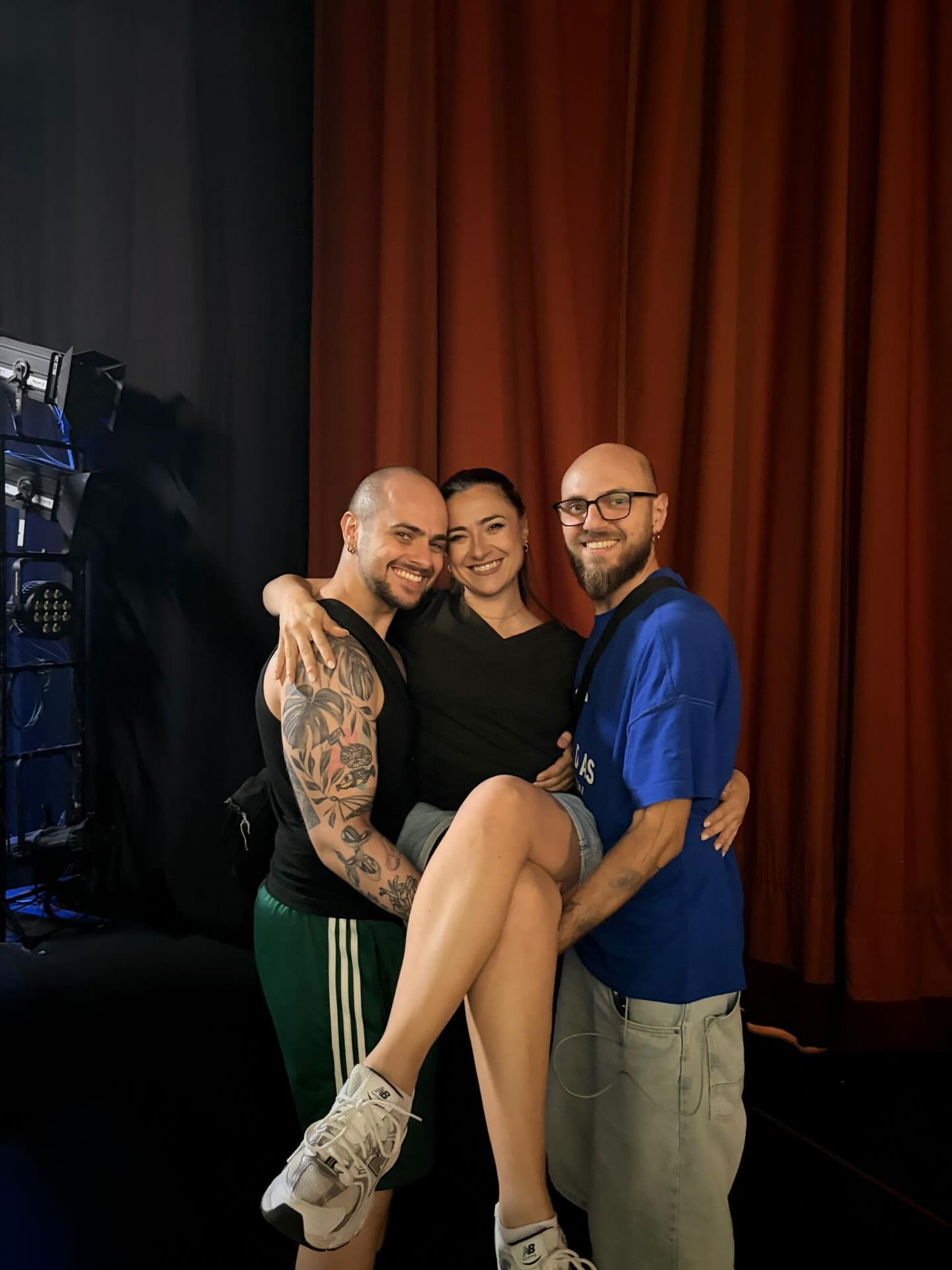 Legati da una forte amicizia e complicità ❤️ 

Buona domenica da noi 🥰

@movementdanceacademy.it 😍

#spettacolo2026